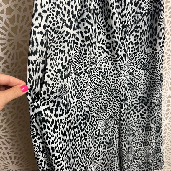 Anthropologie Wide Leg Animal Print Jumpsuit Size M - Picture 6 of 8